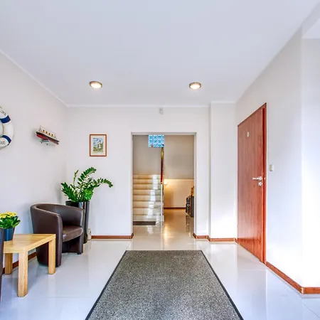 Marina Alloggio in famiglia *